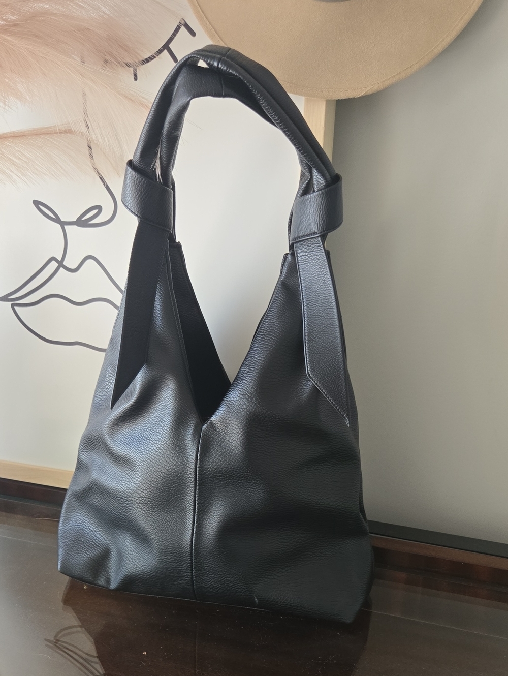 Black Leather Men's Shoulder Bag